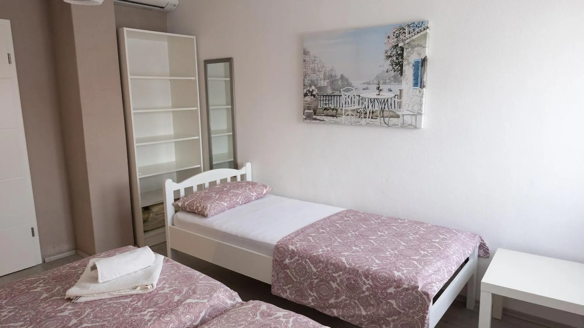 Apartments Anita Krusevo